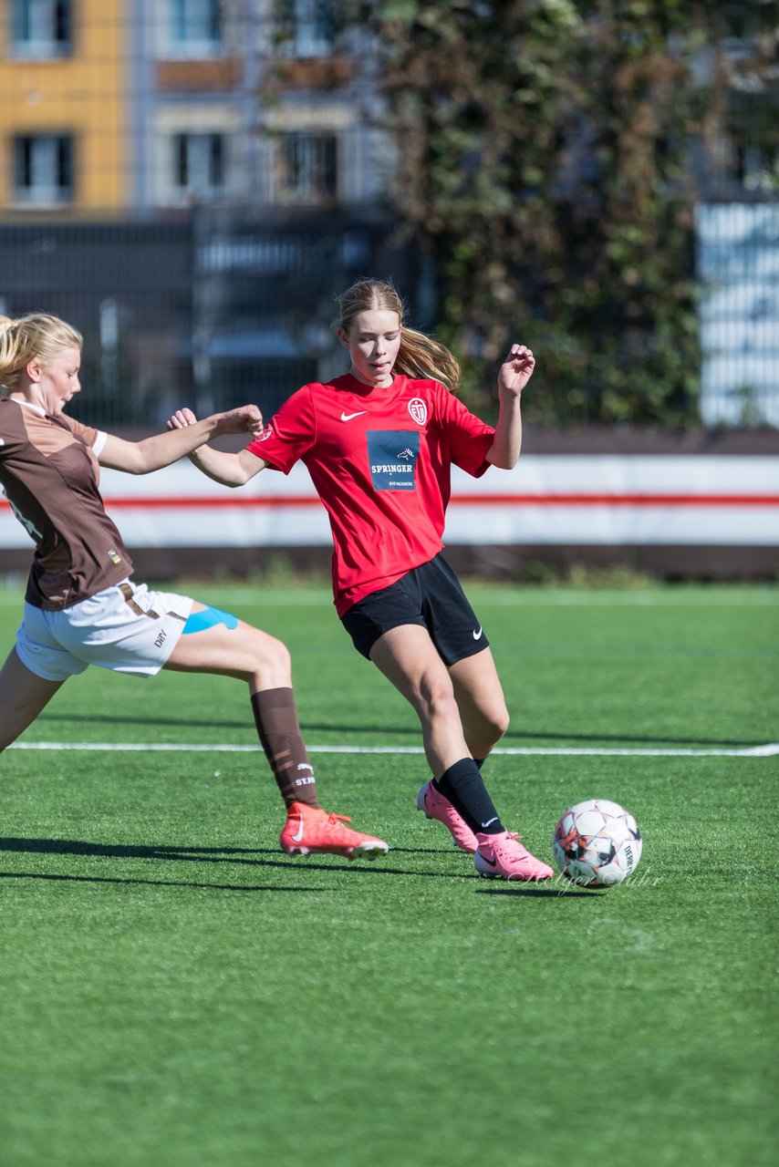 Bild 160 - wBJ FC St. Pauli - Eimsbuetteler TV : Ergebnis: 3:4